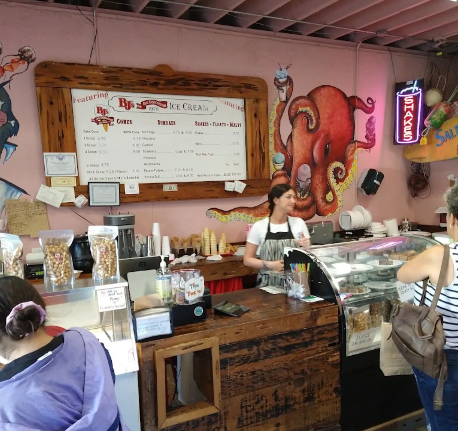 BJ's Ice Cream photo 9