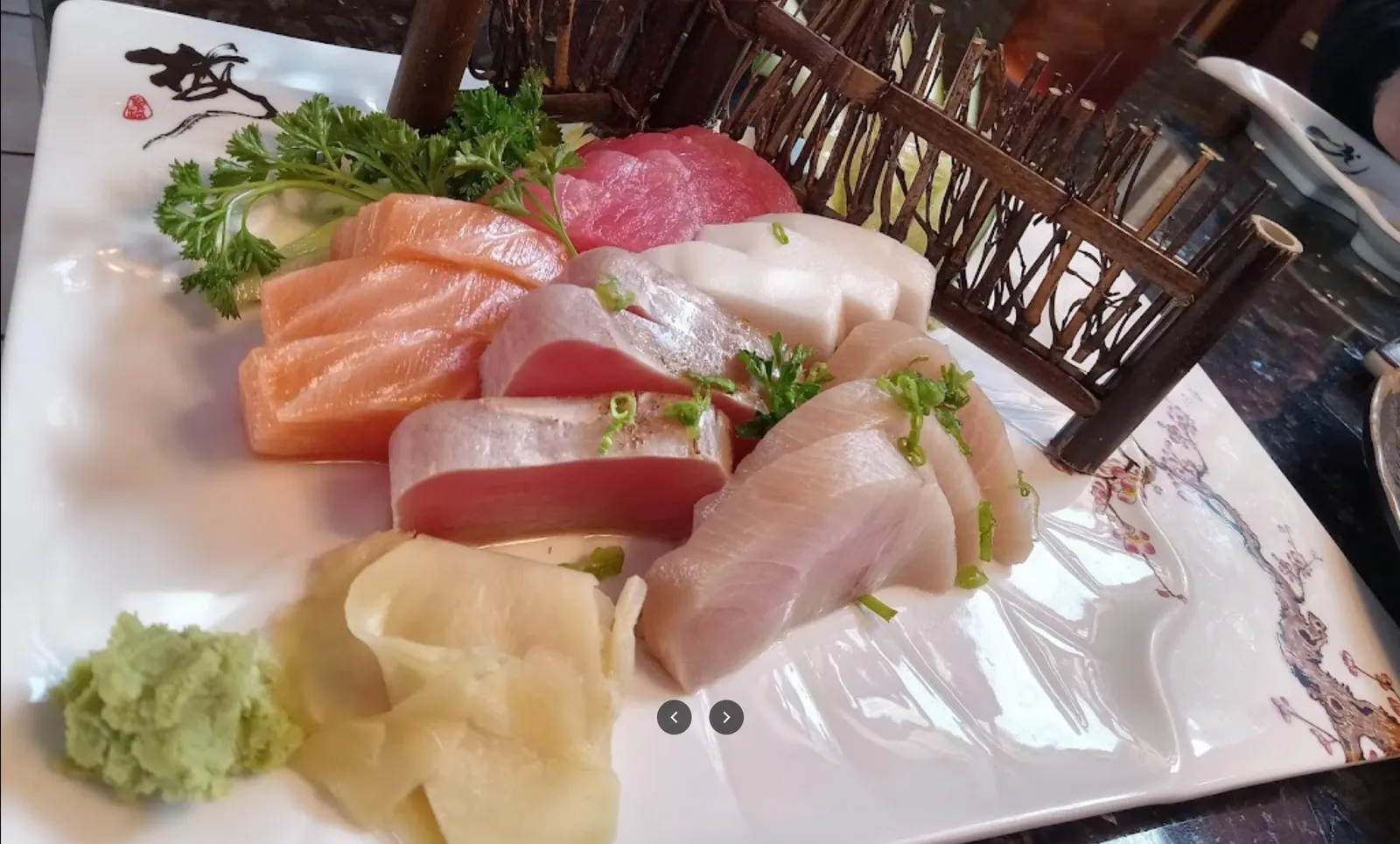 Momiji Sushi photo 3