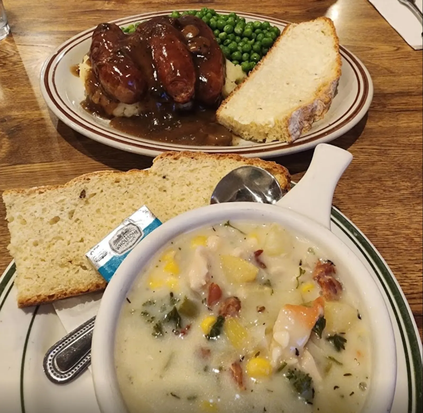 Nana's Irish Pub photo 3