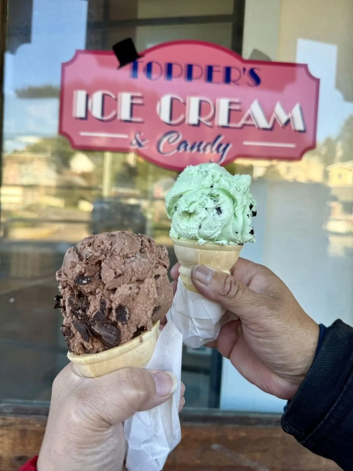 Toppers Ice Cream and Candy photo 2