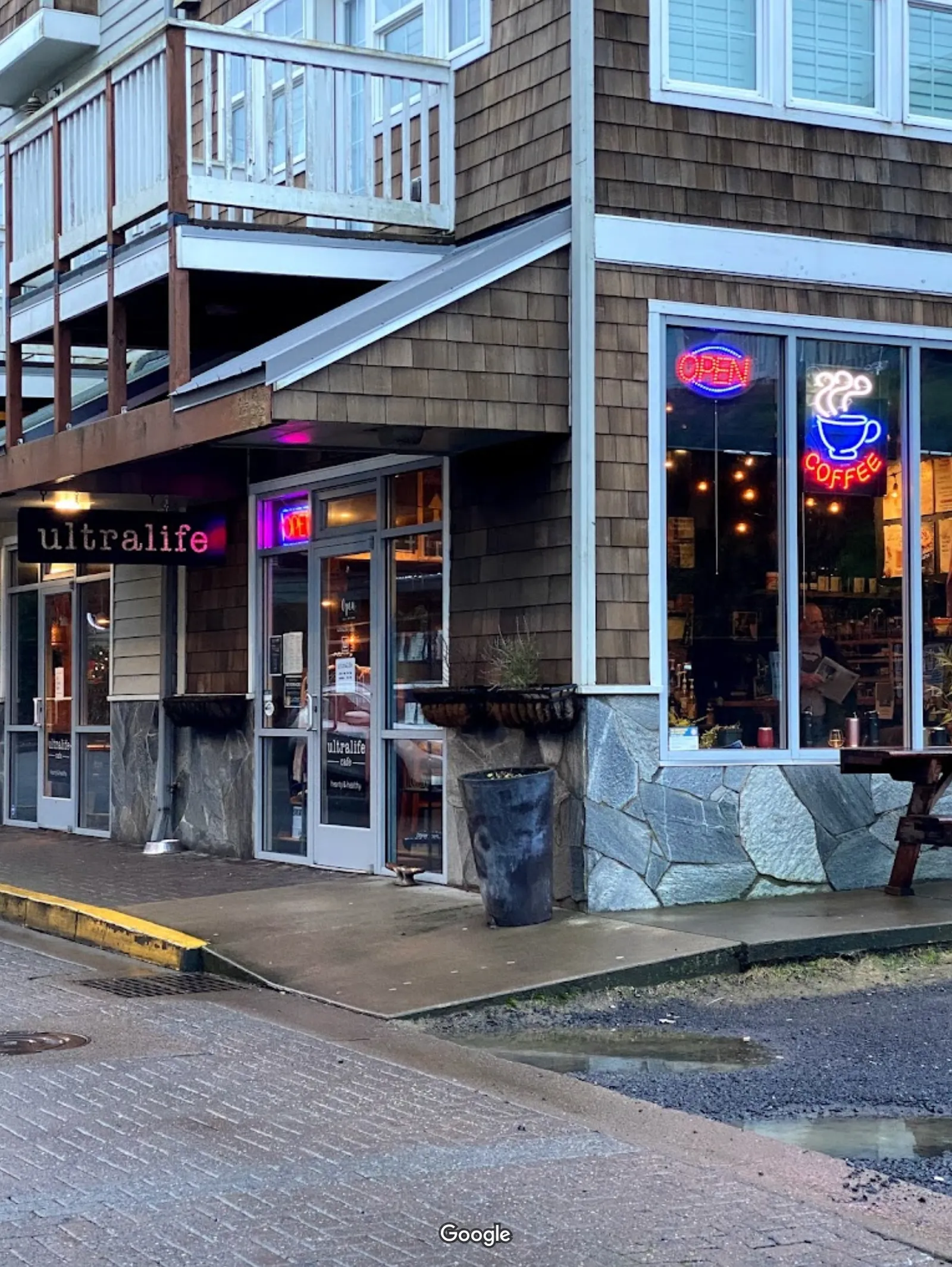 Ultralife Cafe photo 22
