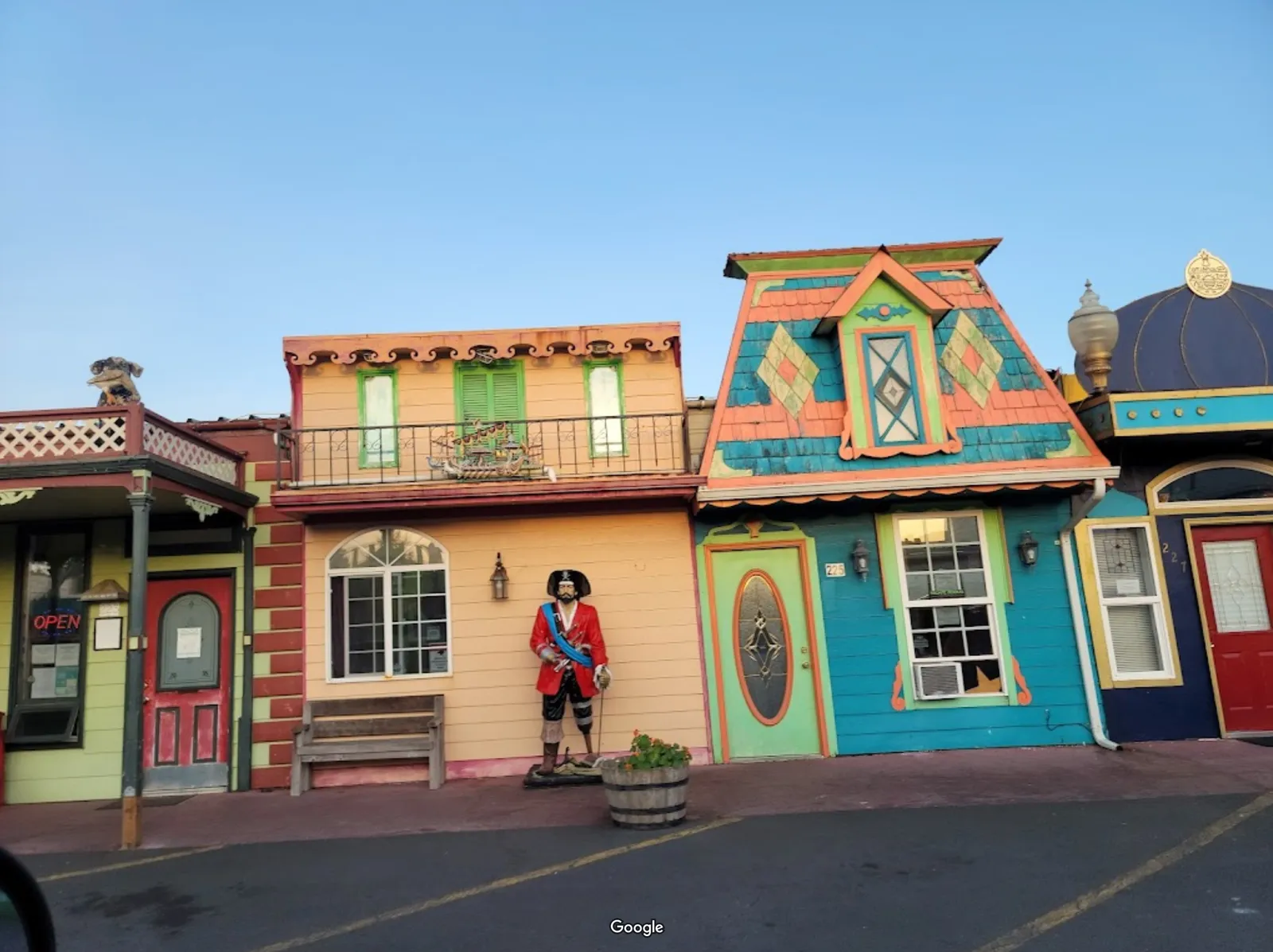 Aquarium Village photo 2