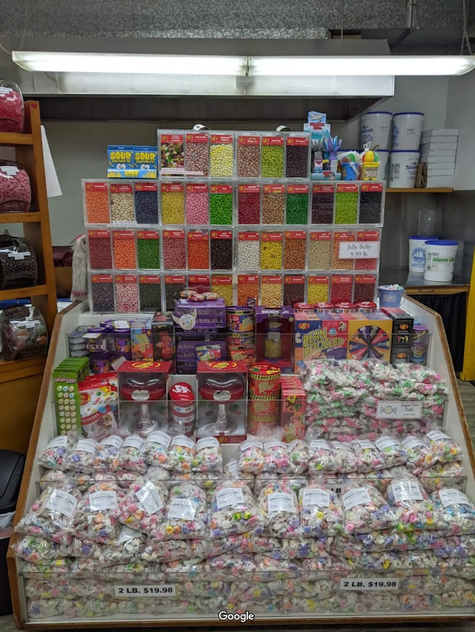 Newport Candy Shoppe photo 5