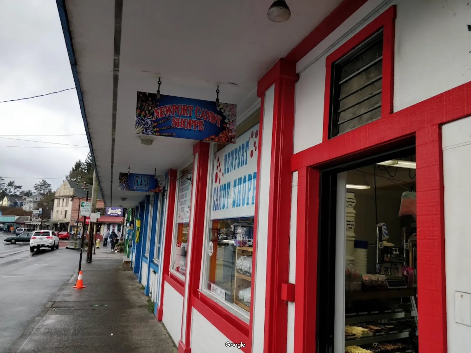 Newport Candy Shoppe photo 7